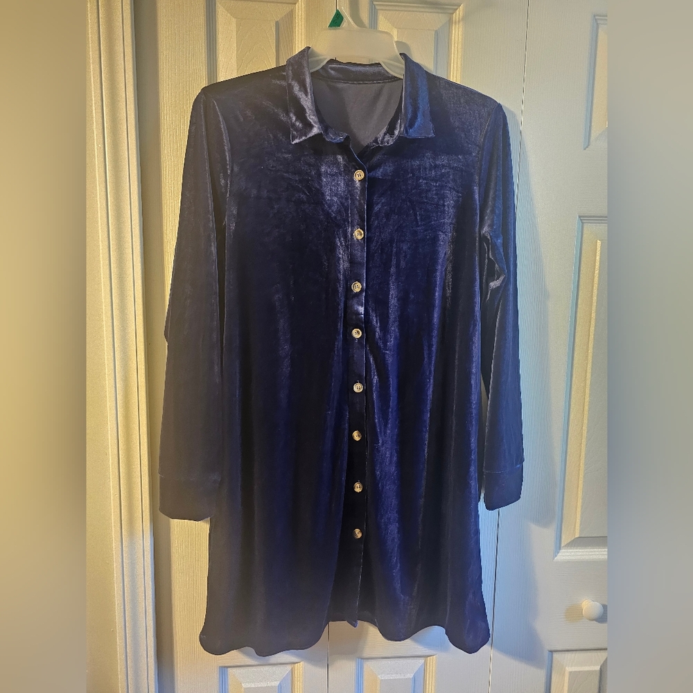 🔥Woman's velvet button down tunic dress with pockets🔥